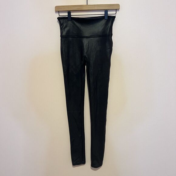 SPANX Shape Faux Leather Leggings in Black Size Small Regular - Picture 4 of 10